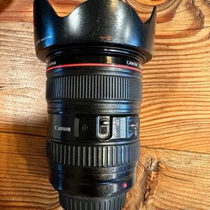 Canon EF 24-105 f4 L USM LENS